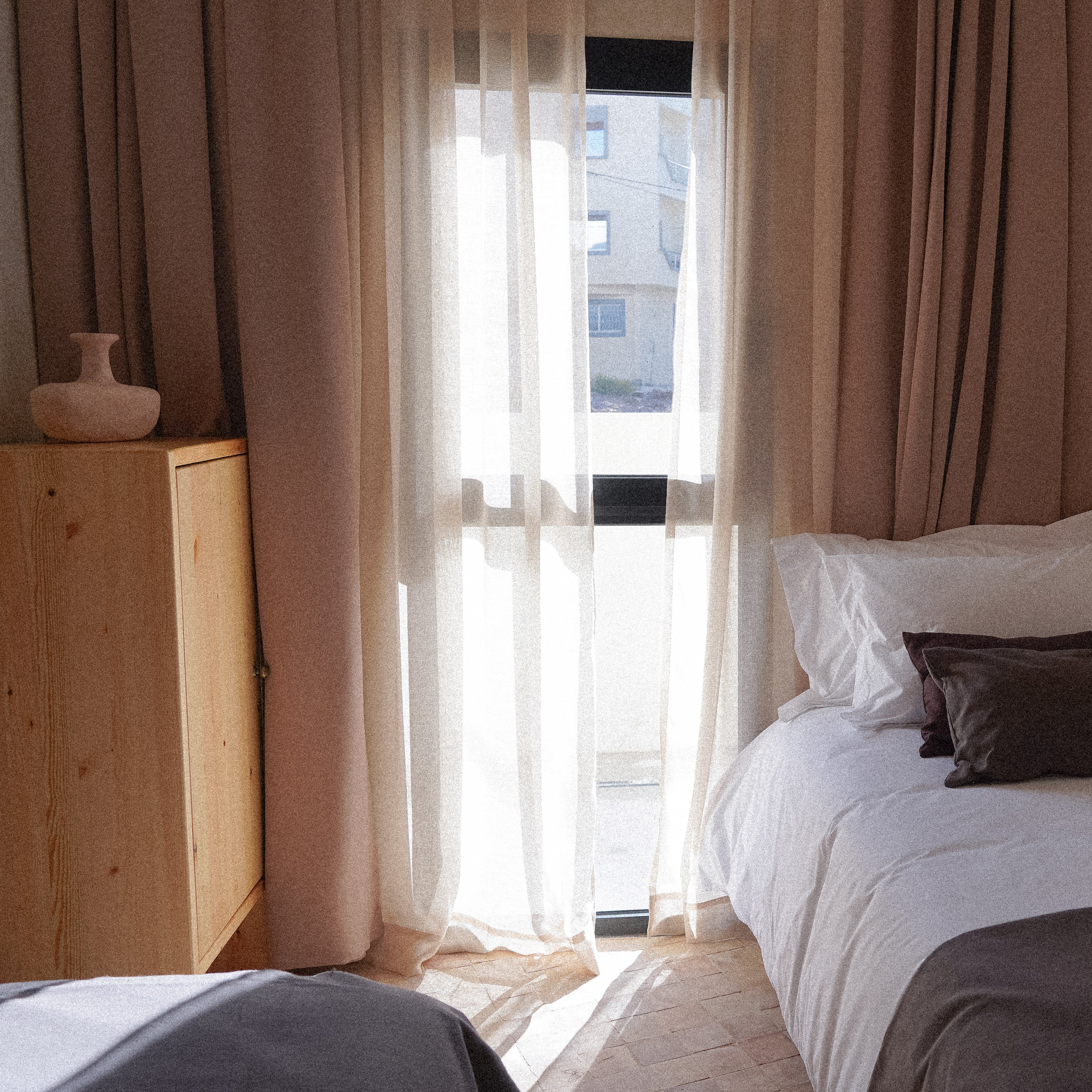 Room One ✴︎ twin